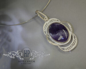 True Self - Filigraan ripats kaelavõruga